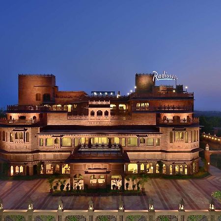 ホテル Radisson Jodhpur ジョードプル エクステリア 写真 The Oberoi Udaivilas Palace