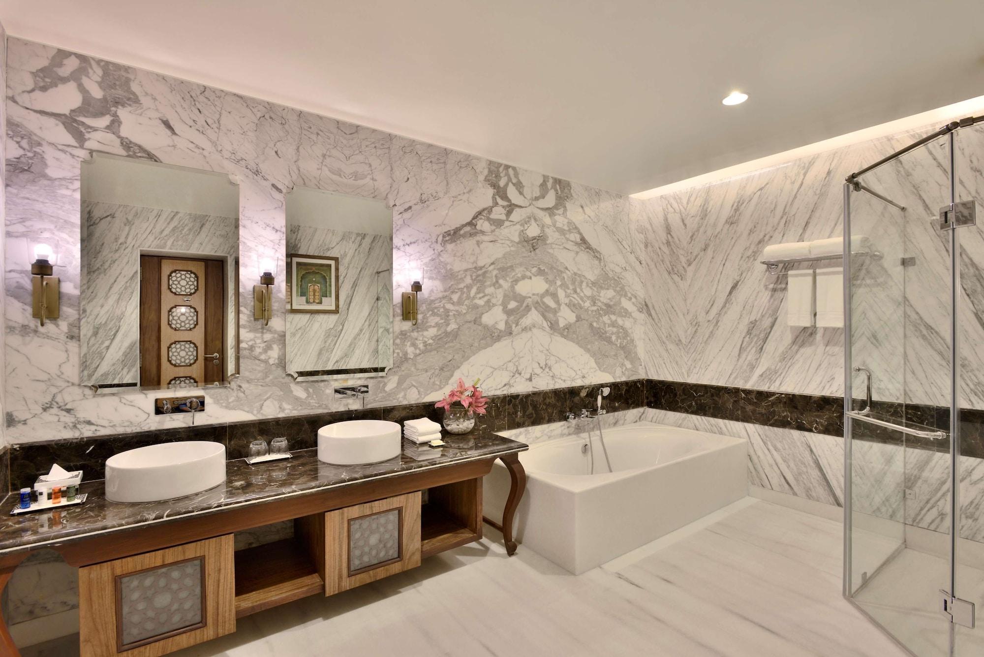 ホテル Radisson Jodhpur ジョードプル エクステリア 写真 Bathroom