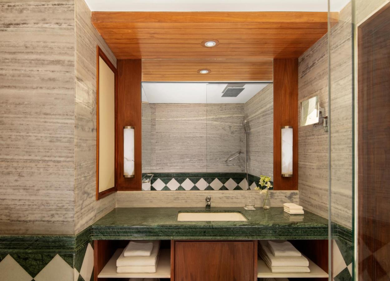 ホテル Radisson Jodhpur ジョードプル エクステリア 写真 Bathroom