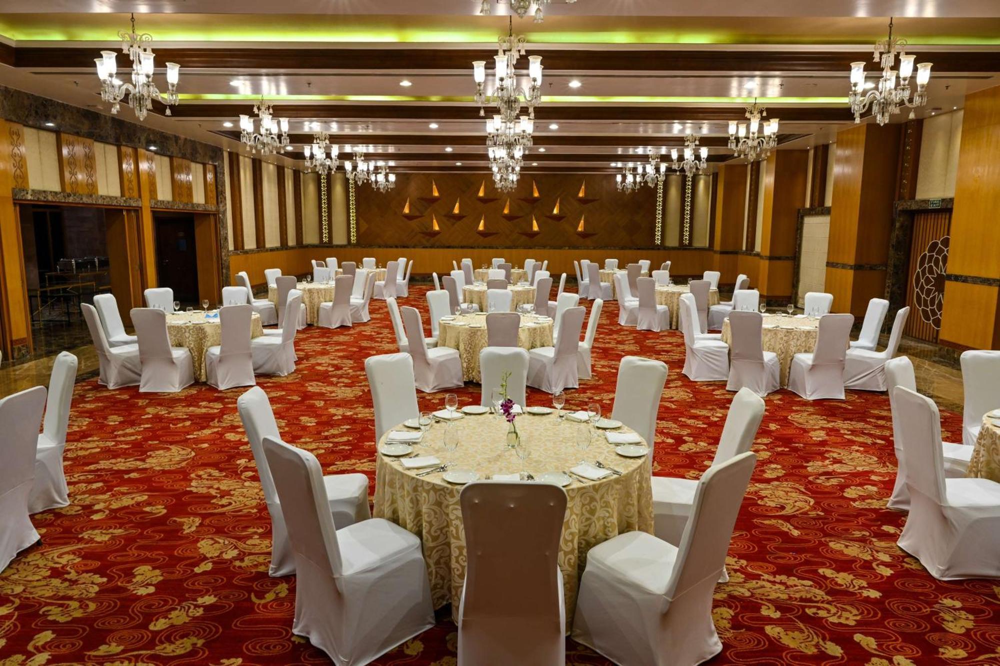 ホテル Radisson Jodhpur ジョードプル エクステリア 写真 The Grand Ballroom