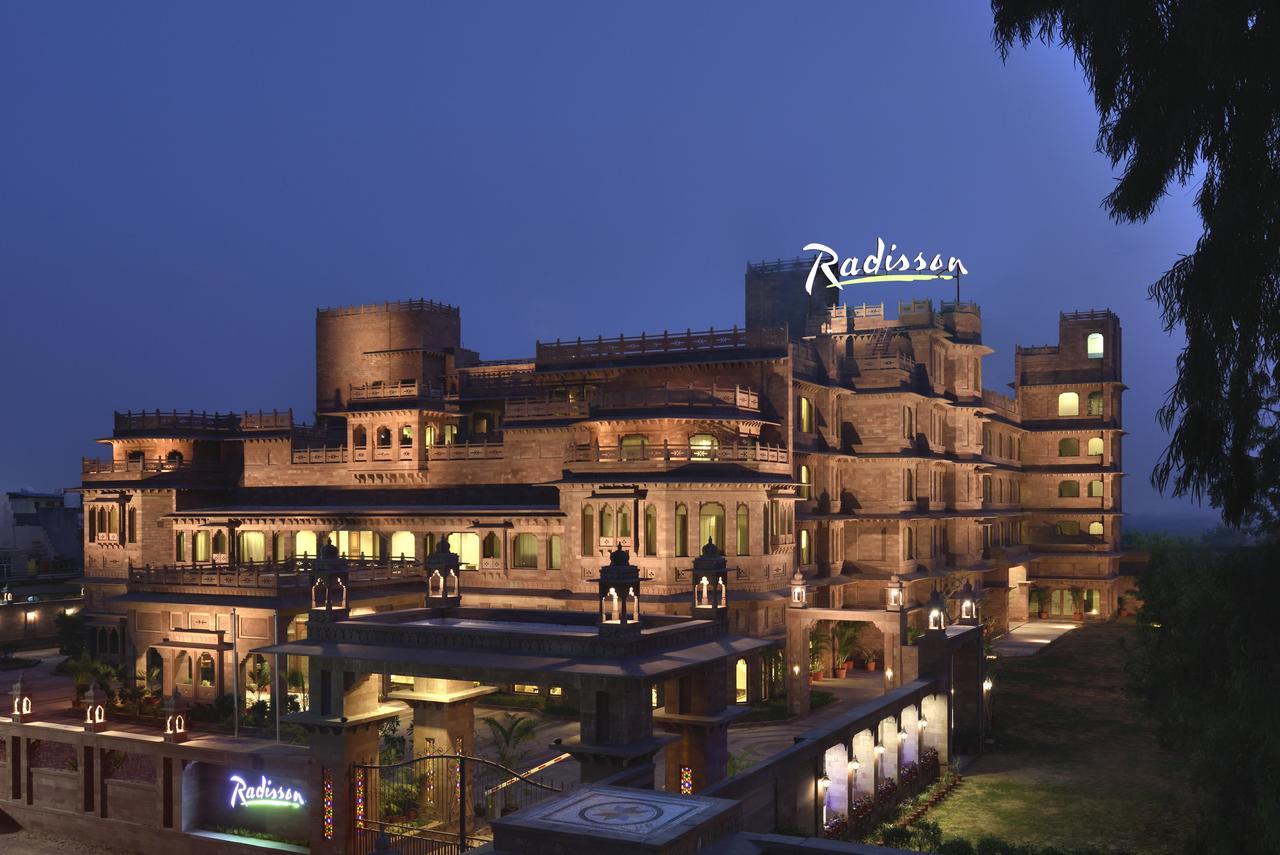 ホテル Radisson Jodhpur ジョードプル エクステリア 写真 The Fort Palace Hotel